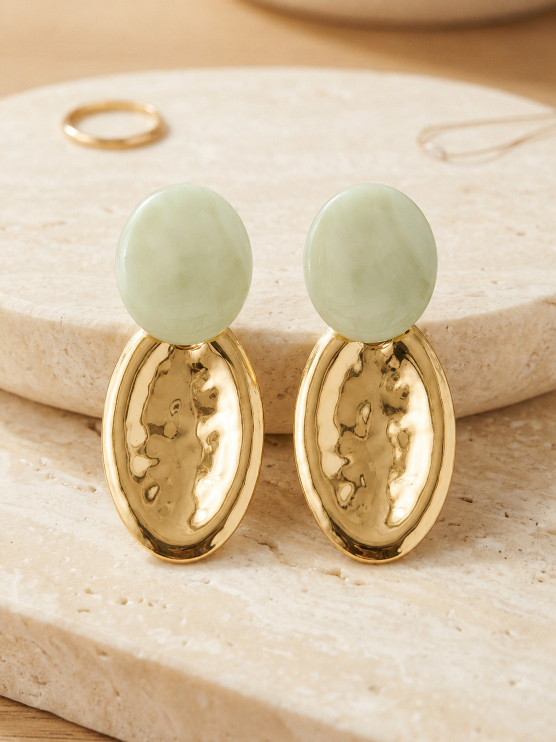 MONA — Boucles d’oreilles
