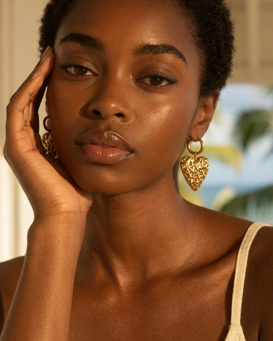 AN MITAN KÈ — Boucles d'oreilles cœur martelé