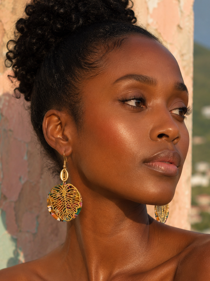 LEYA — Boucles d'oreilles feuille dorée acétate