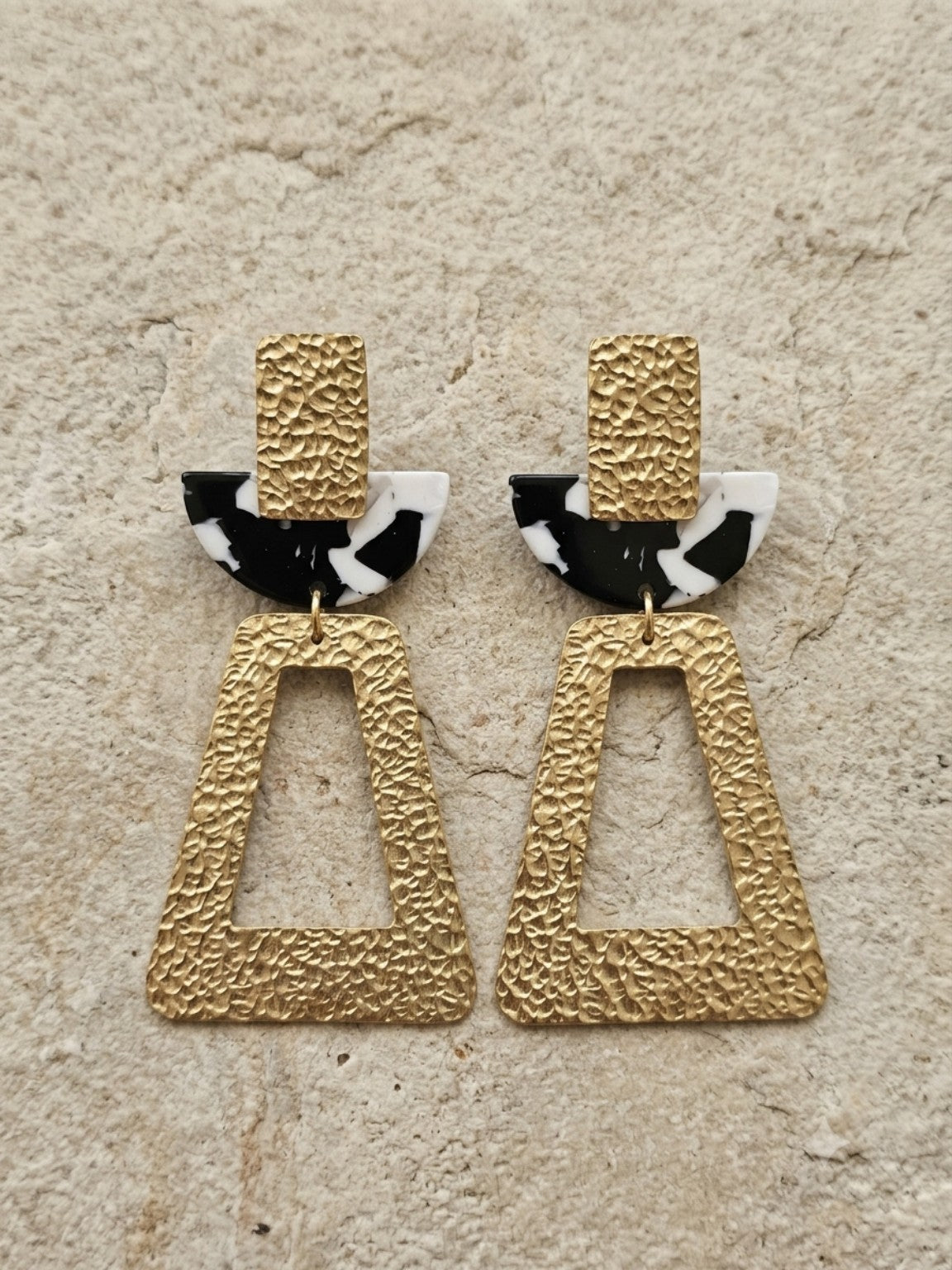 Boucles d’oreilles IMARA MOUN’ - flatlay