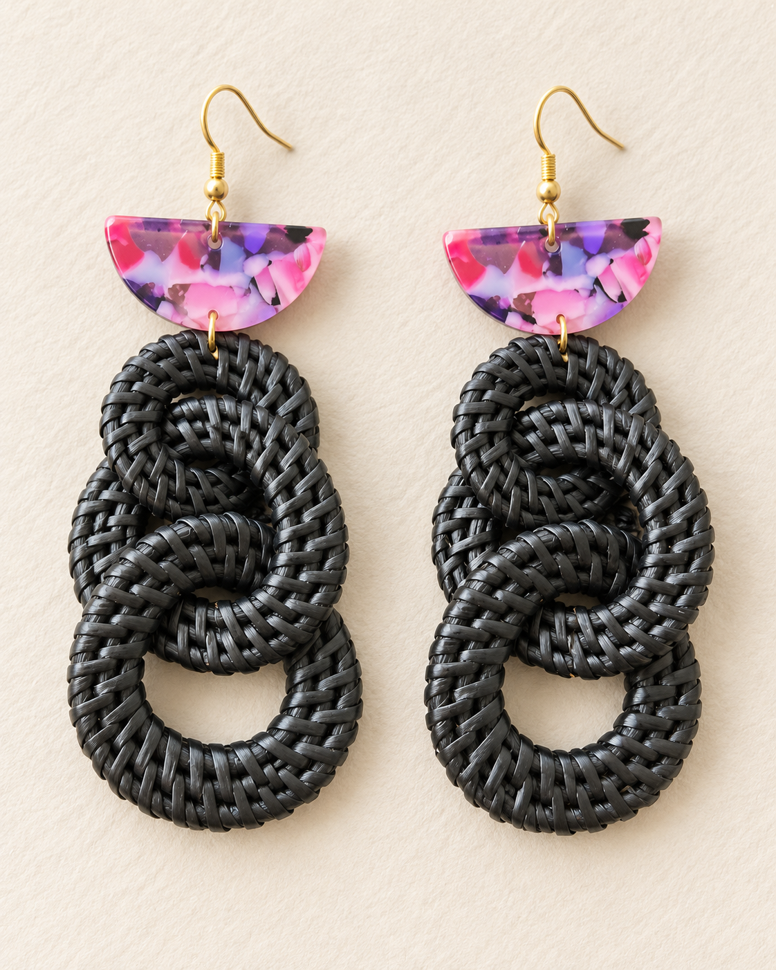 Boucles Maché Si Yo noires et violet-rose à plat
