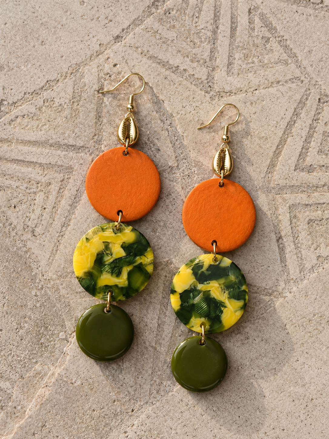 Boucles d'oreilles Mavuno Ocre - flatlay
